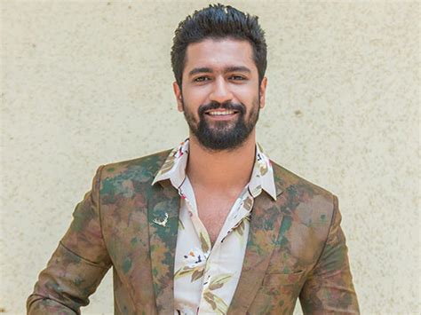 vicky kaushal weight|vicky kaushal measurements.